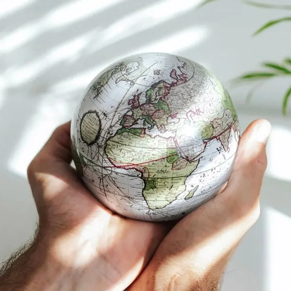 Antique Cassini White Globe - Image 4
