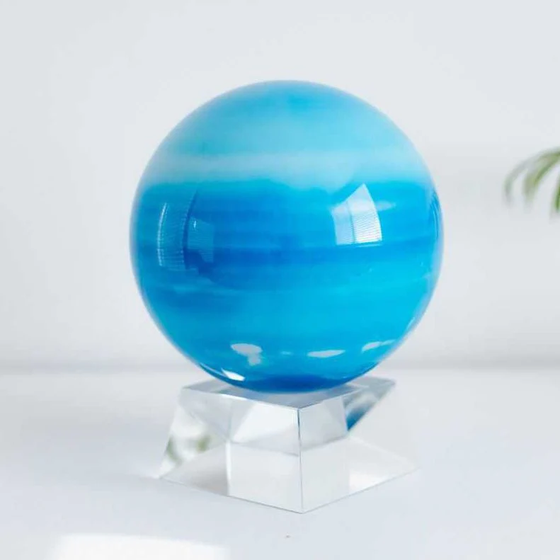 Uranus Globe - Image 15