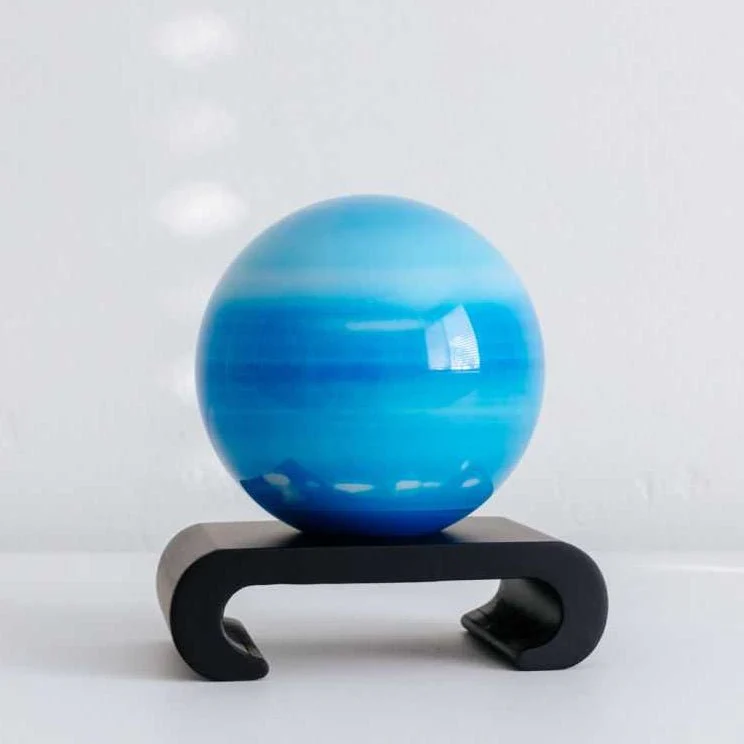 Uranus Globe - Image 9